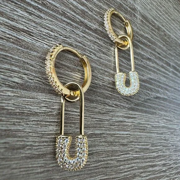 Safety pin hoop earrings N708 - Picture 3 of 5